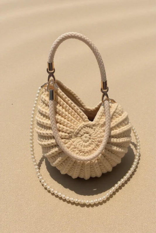 The Shell Raffia Bag